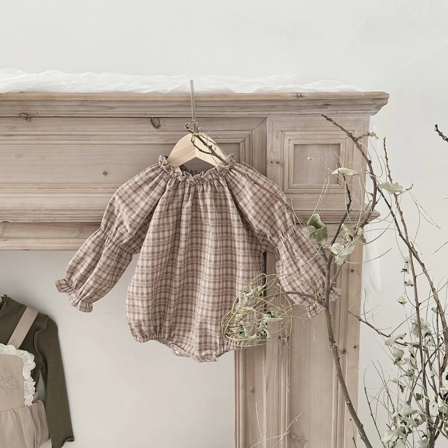 Baby Plaid Ruffle Collar Casual Long Sleeve Bodysuit Loose Girl Onesie