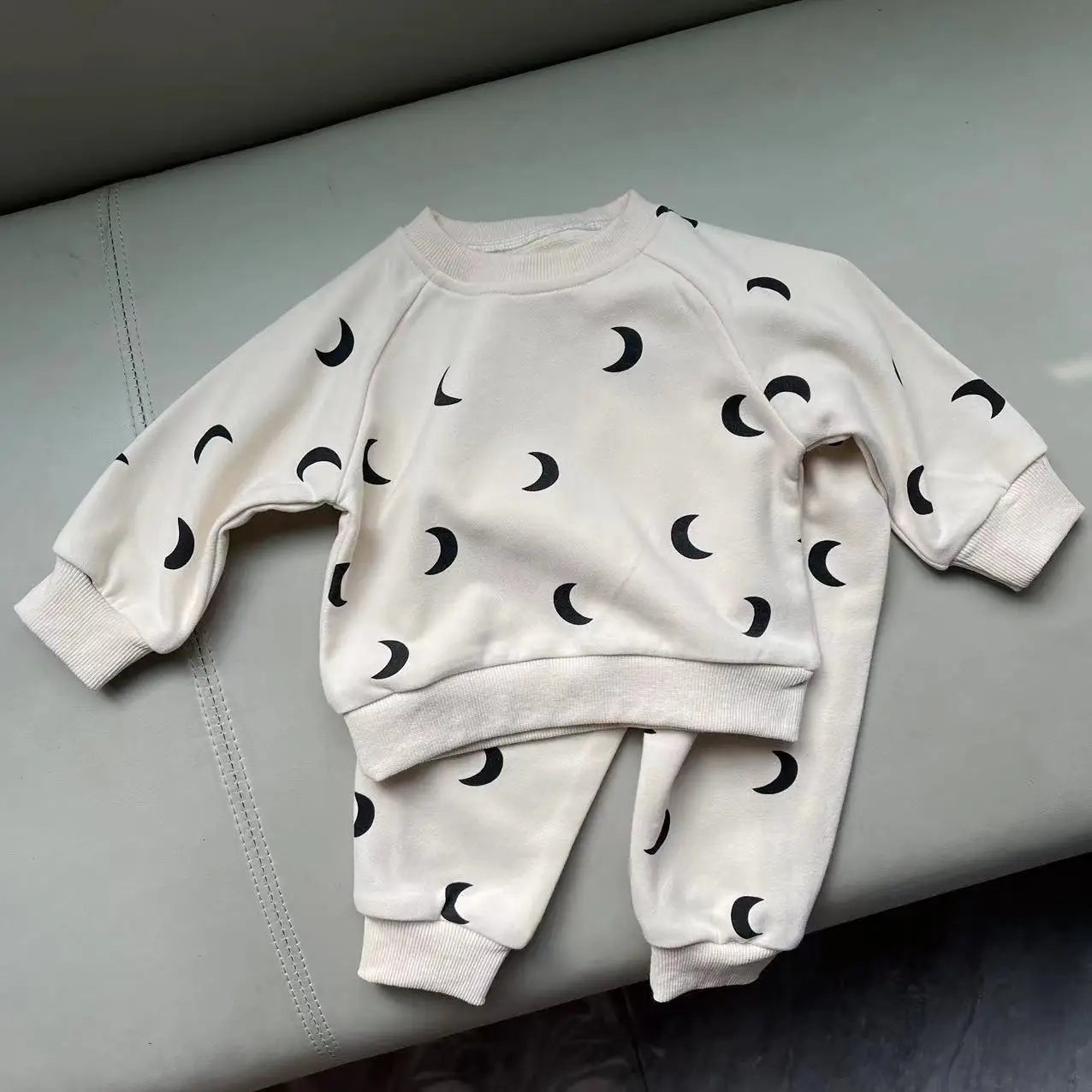 Baby Long Sleeve Clothes Set Infant Moon Print Sweatshirt + Pants 2pcs Gym Suit