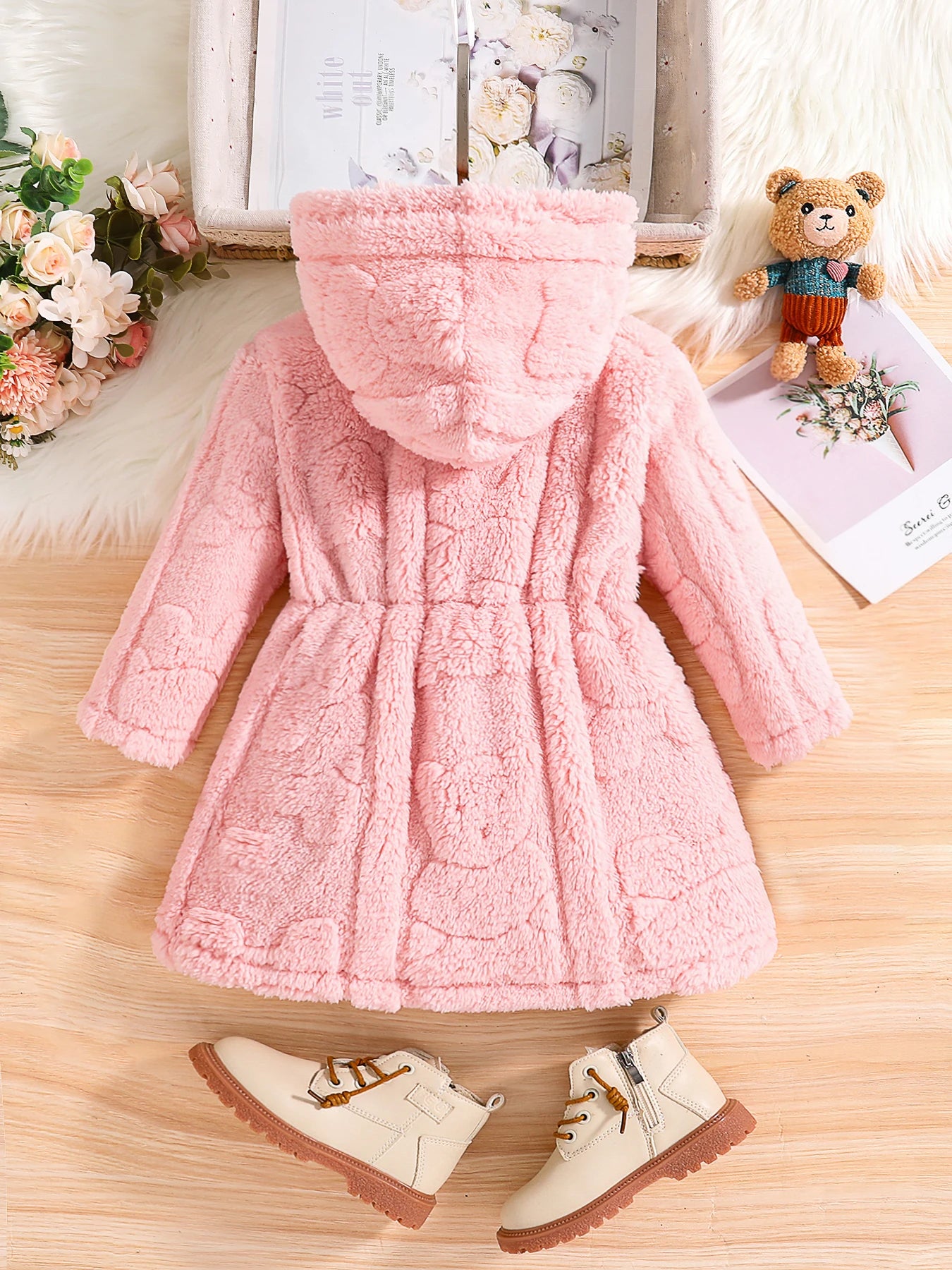 Girls  fashion pink velvet hooded coat